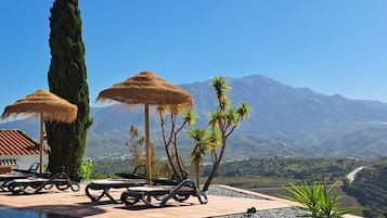 Piscine extérieure, piscine chauffée
