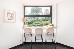 Interior - L'atelier - Charming House with  swimming pool and garden (Saint-Didier-au-Mont-d'Or)