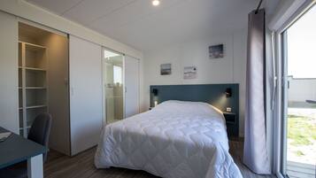 2 slaapkamers, een strijkplank/strijkijzer, gratis wifi