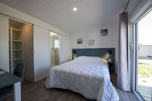 2 Schlafzimmer, Bügeleisen/Bügelbrett, kostenloses WLAN