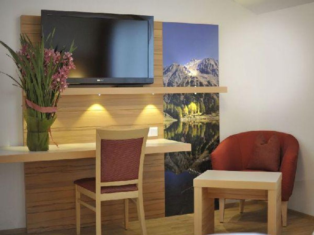 Familienzimmer Standard - Hotel Sonnschupfer - Ramsau am Dachstein