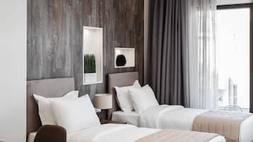 1 bedroom, Egyptian cotton sheets, premium bedding, memory-foam beds