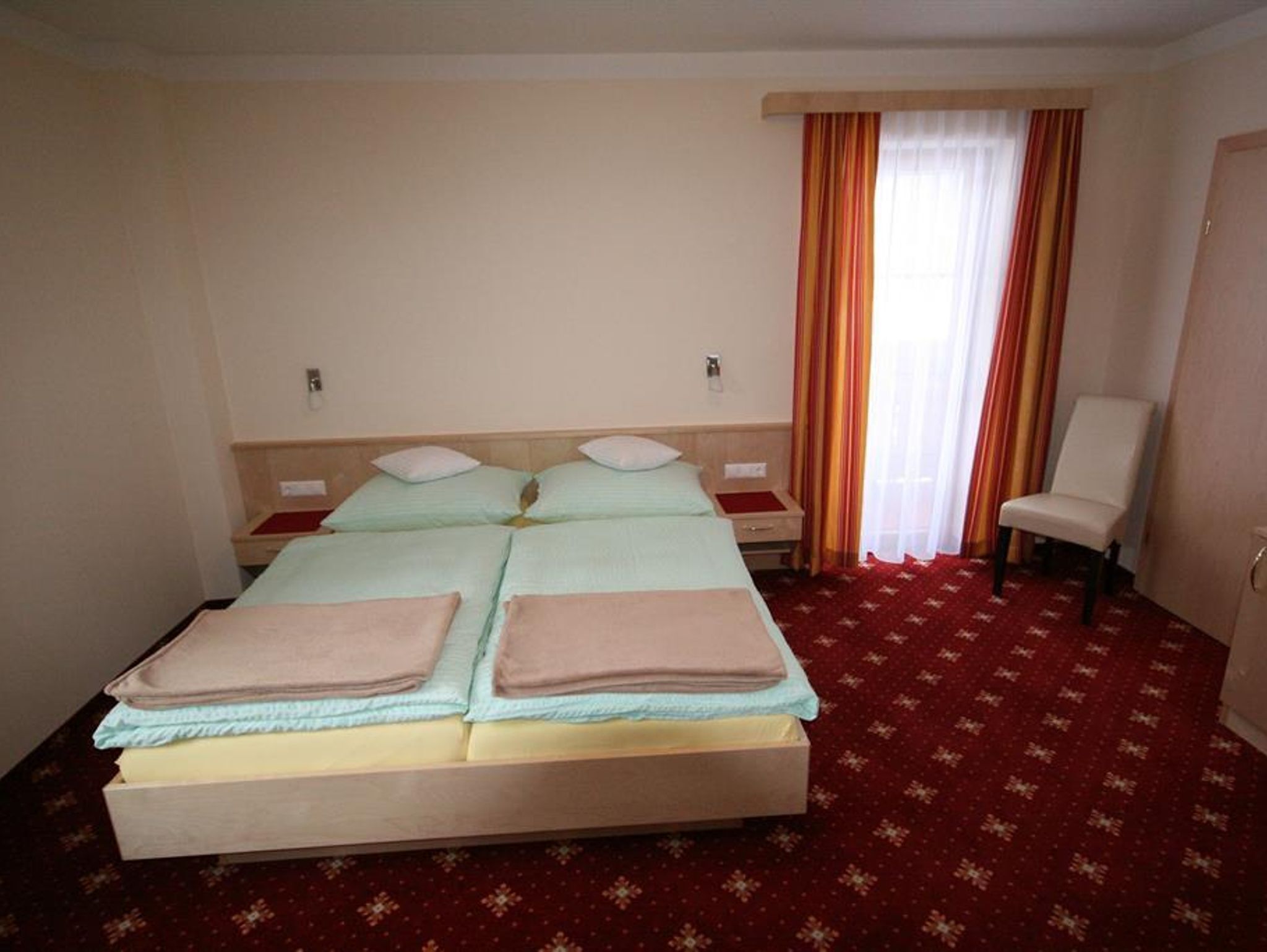 Double room with shower, WC - Pension Thorerhof
