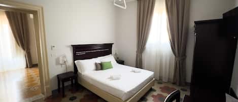 Design-sviitti | 1 makuuhuone, minibaari, yksilöllisesti sisustettu