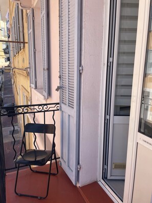 Exterior detail - T2 41 m2 CANNES bas SUQUET with parking, near beach and town center (Cannes)