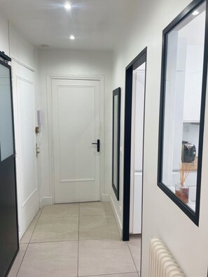 Interior - T2 41 m2 CANNES bas SUQUET with parking, near beach and town center (Cannes)