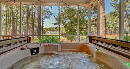 Luxury Golf Simulator, Golden Tee, Shuffleboard, Hot Tub and Stunning Views!