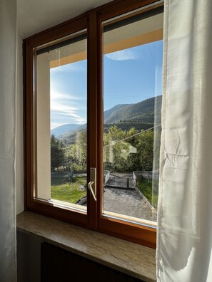 Interior - Private garden, tranquility and privacy (San Michele-montecchio)