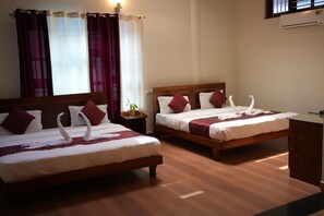 Familiekamer | Lakens van Egyptisch katoen, luxe beddengoed, gratis wifi, beddengoed