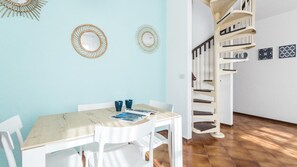 公寓 | 2 多间卧室、熨斗/熨衣板、WiFi