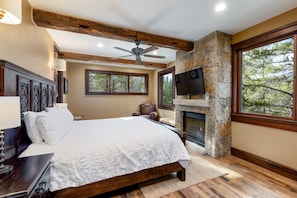 House, Multiple Bedrooms