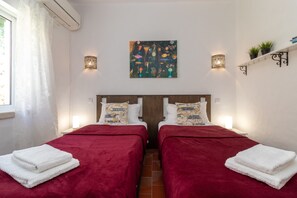 2 bedrooms, free WiFi, bed sheets