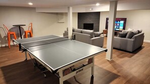 Spielezimmer