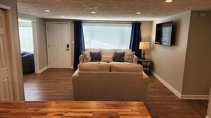 TV, DVD player, offices