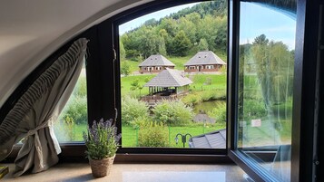 Design Double Room | Individually decorated, individually furnished, bed sheets