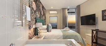 Penthouse F23 Seaside Village