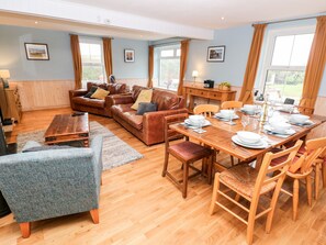 Cottage | Living room - Glan y Mor (Haverfordwest)