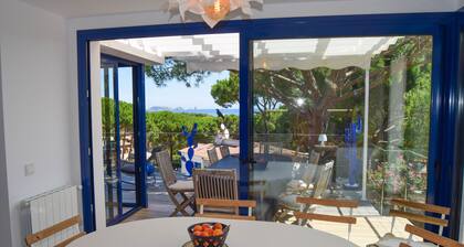 VILLA 1.5 KM DE LA PLAGE DE PALS Capacité 9 personnes.