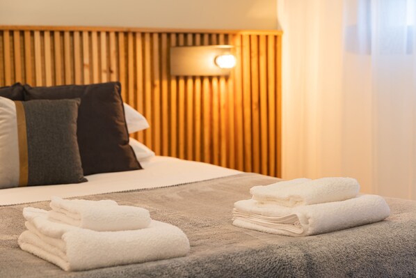 2 chambres, fer et planche à repasser, lit parapluie, Wi-Fi gratuit