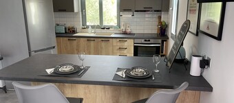 Flat - Sleeps 2 - Parking - Patio