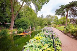 Apartment | Property grounds - The Best Apartment in Canterbury (Canterbury)