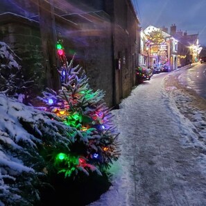 Property grounds - Beech Croft Cottage (Castleton)