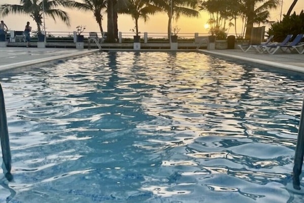 Beach club pool- use included in your rental