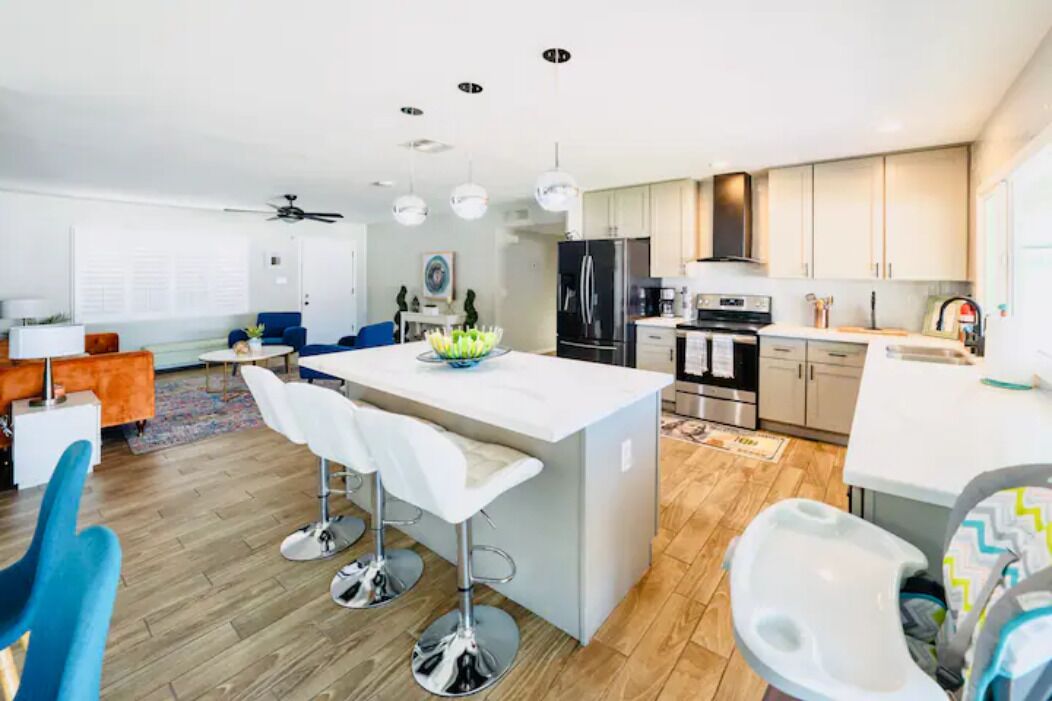Tempe Charming Home 4bed 2bath / Lake / Park / BBQ