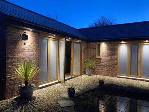 Cottage | Exterior