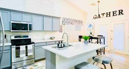 Mesa 3/2 with Heated pool , RV gate, BBQ