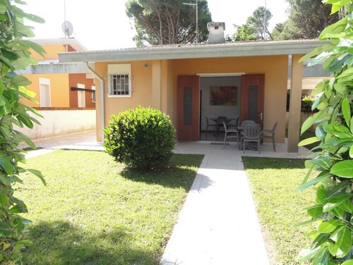 Terraced villa in quiet area Bibione Pineda
