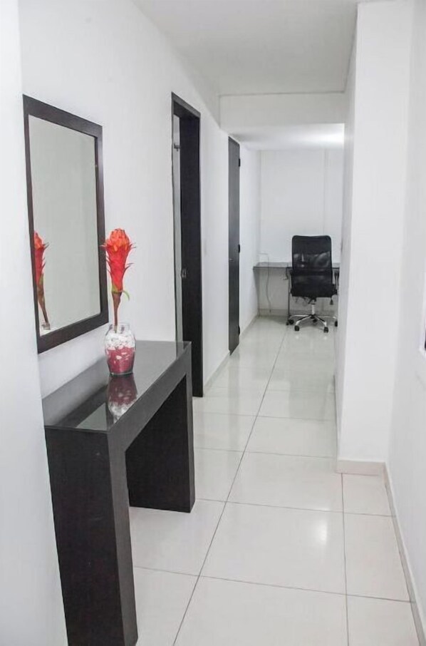 Interior - KORAL 401-3 Bedrooms 2 Bathrooms, Laureles (Medellín)