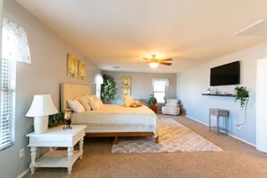 4 habitaciones, escritorio, tabla de planchar con plancha y wifi gratis