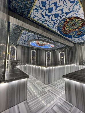 Salas de tratamientos para parejas, sauna, baño turco 