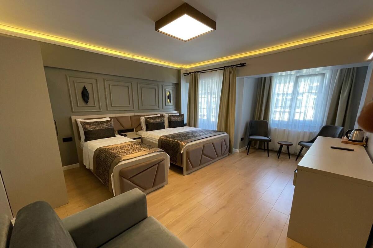 Superior Triple Room | Egyptian cotton sheets, premium bedding, minibar, in-room safe