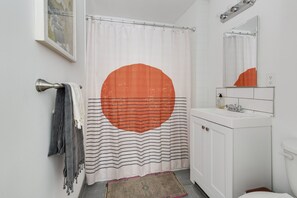 وحدات دش مع أحواض استحمام