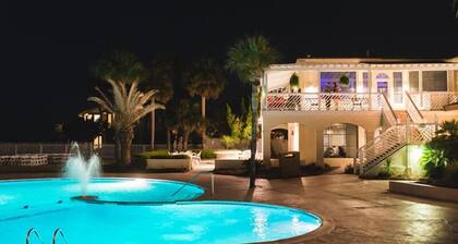 168 Beach Club Villa