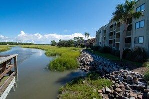 Guests can enjoy serene views of the river from the building's balconies, which offer a variety of perspectives.