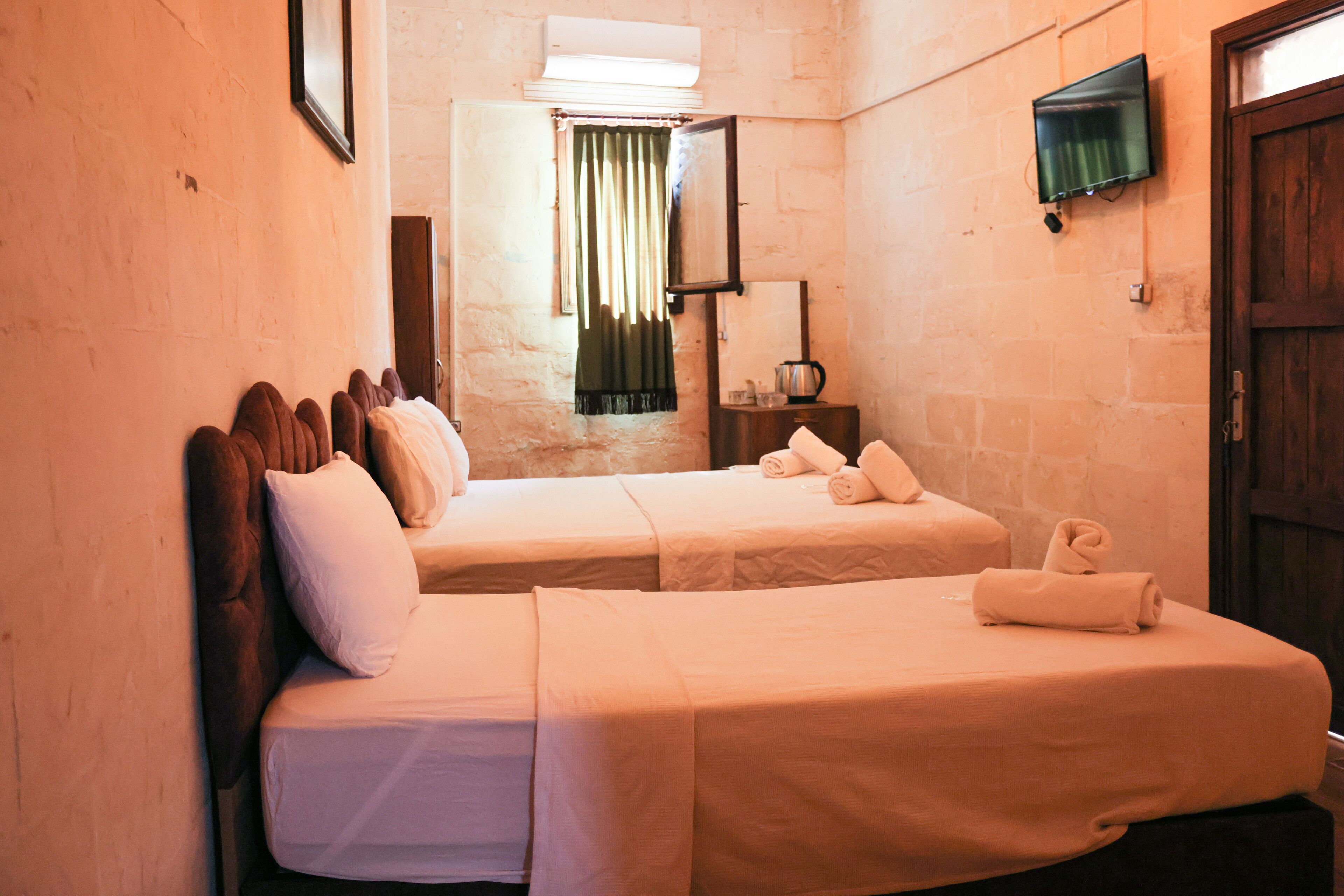 germus | 1 bedroom, egyptian cotton sheets, premium bedding