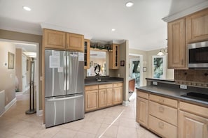 House, Multiple Beds, Balcony | Private kitchen | Coffee/tea maker