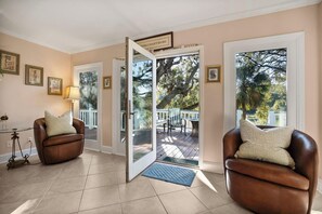 House, Multiple Beds, Balcony | Living area