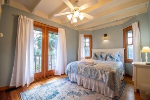 House, Multiple Beds, Balcony, Golf View | 4 bedrooms, individually decorated, individually furnished, bed sheets - 385 Wahoo Drive (Fripp Island)