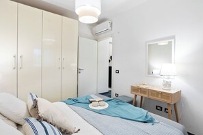 3 bedrooms, iron/ironing board, free WiFi - Villa Soave Mare e piscina privata (Santa Maria del Focallo)