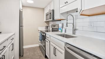 Ferienhaus, Mehrere Betten, Küche, Meerblick | Eigene Küche