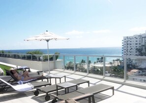 Terrace/patio - Stunning Intracoastal Views and Sunset Steps F/beach (Hollywood)