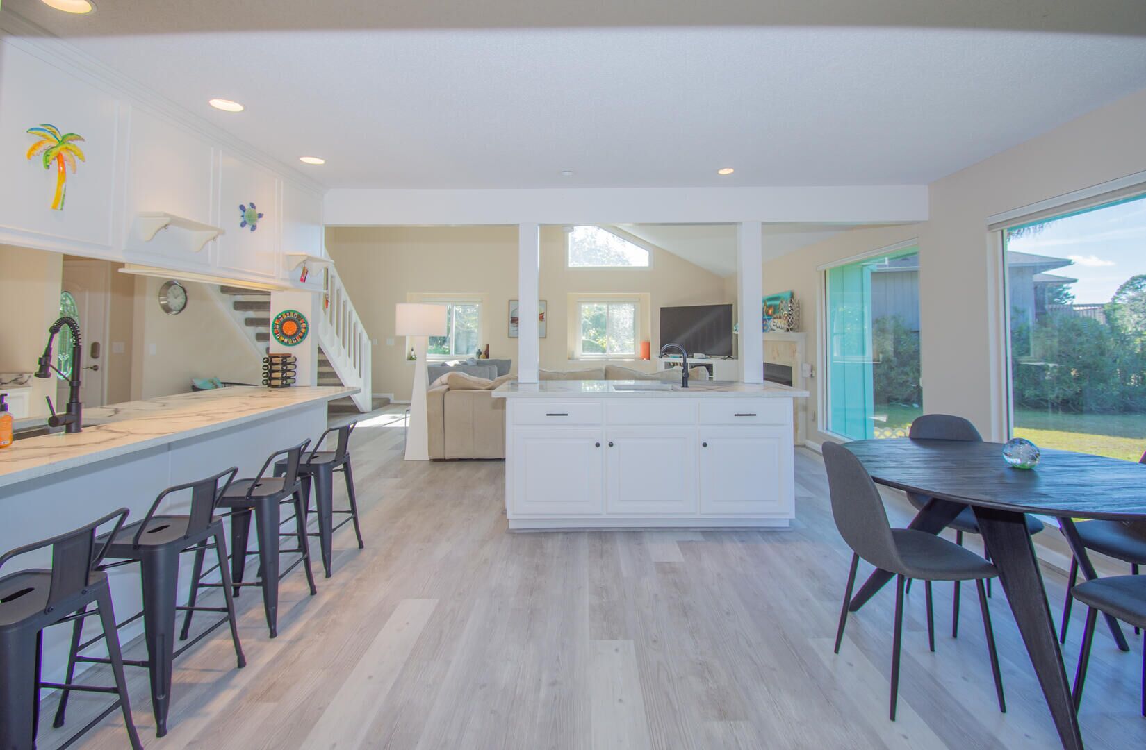 House, Multiple Beds, Garden View | Private kitchen