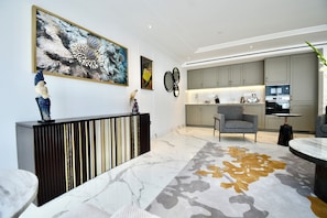 Regent Suite | Living area | 65-inch flat-screen TV with cable channels, TV, Netflix - Sanctum London Regents Park (London)