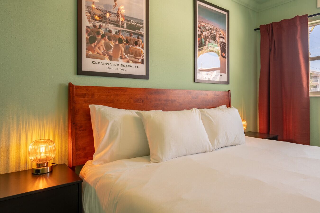 1 bedroom, desk, iron/ironing board, WiFi