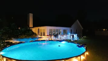 Piscine extérieure