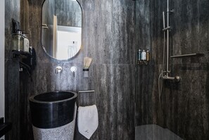 Standard Double Room with Balcony | Bathroom | Shower, rainfall showerhead, hair dryer, bathrobes